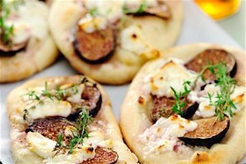 Chevre, Fig and Honey Pizzas