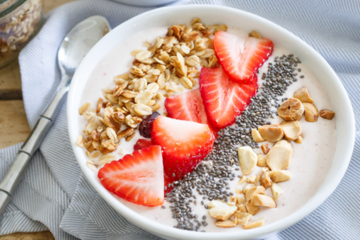 Peanut Butter Berry Smoothie Bowl